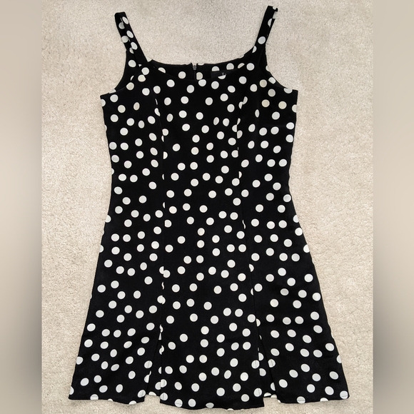 John Roberts Dresses & Skirts - John Roberts black white polka dots dress sz 4